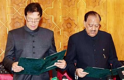 Sri Lankan President congratulates Imran Khan