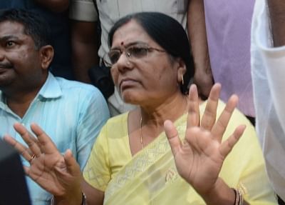 Patna: Former Bihar Social Welfare Minister Manju Verma addresses a press conference after she resigned following allegations that a man accused of raping young girls at a shelter home in Muzaffarpur has links with her husband; in Patna on Aug 8, 2018. According to an official in the Chief Minister