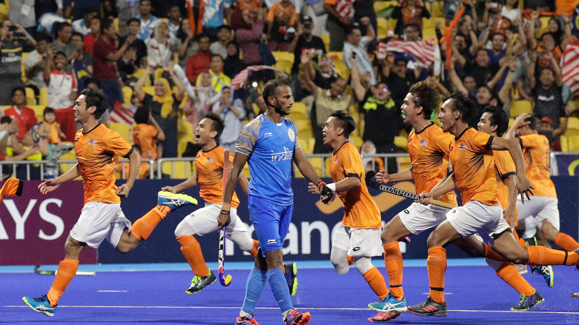 Asian Games 2018: SV Sunil misses his penalty shot as Malaysia celebrate reaching the final.