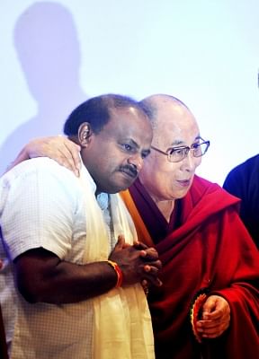Dalai lama regrets remarks on Nehru, thank him for sheltering Tibetans