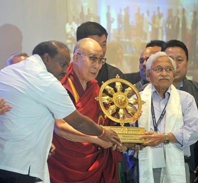Dalai lama regrets remarks on Nehru, thank him for sheltering Tibetans