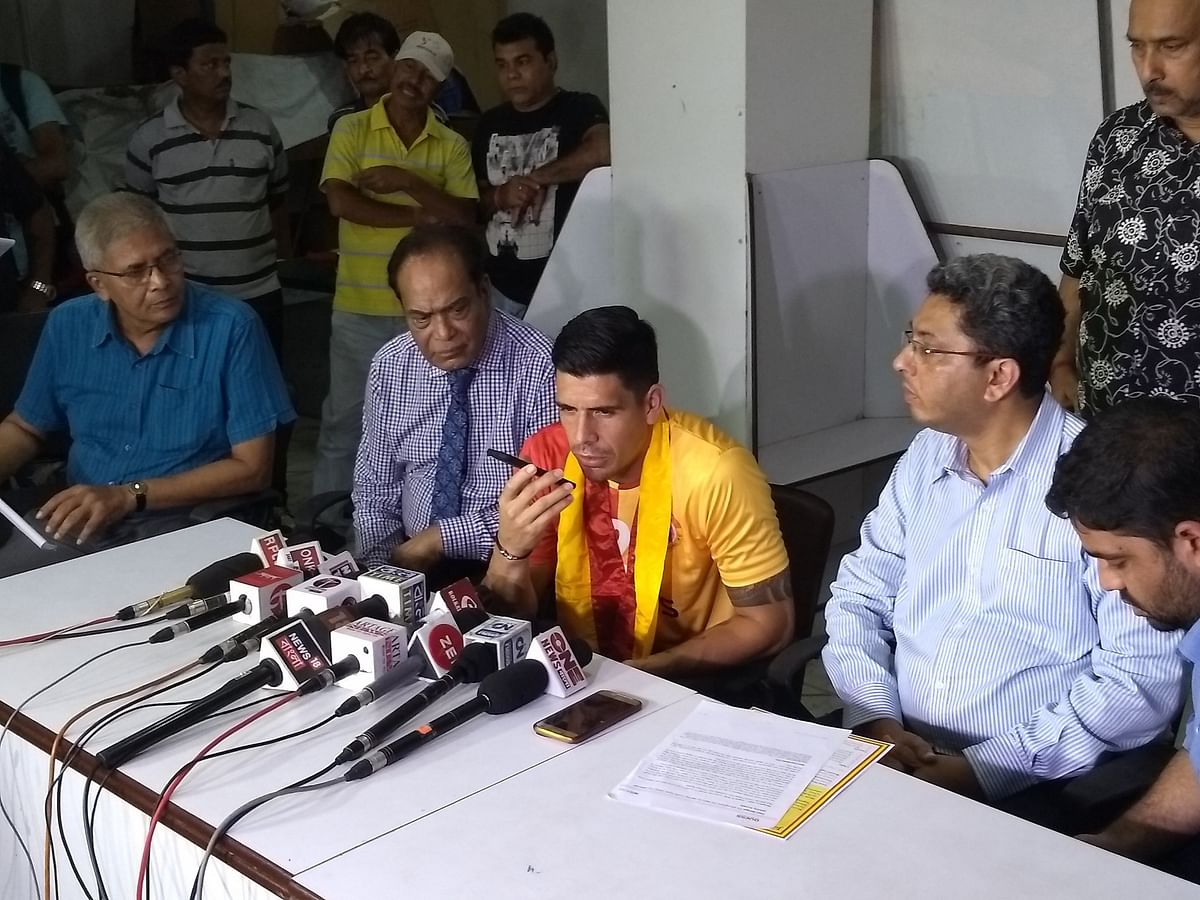East Bengal’s Costa Rican World Cupper Johnny Acosta was forced to use google translate but that too stopped working