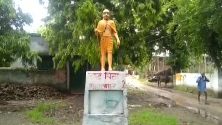 Mahatma Gandhi’s statue painted saffron