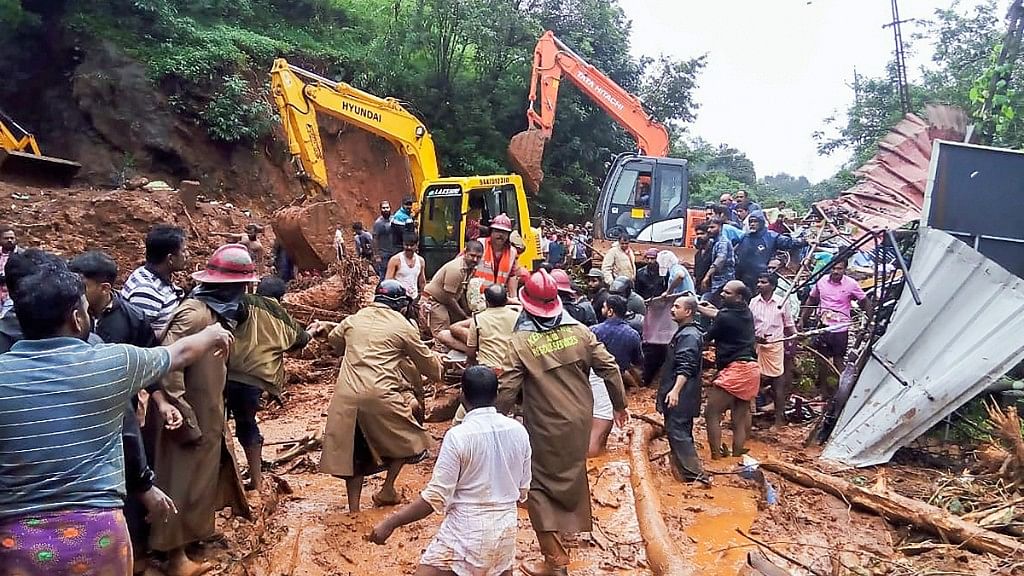 QWrap: 26 Killed in Kerala Rains; Vishwaroopam 2 Hits Theatres