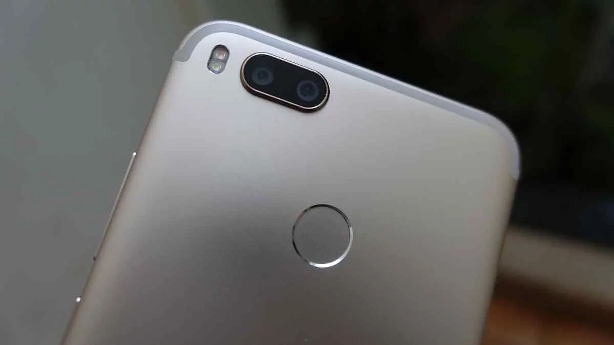 Is the Android One powered Xiaomi Mi A2 a good enough upgrade from the predecessor Mi A1?