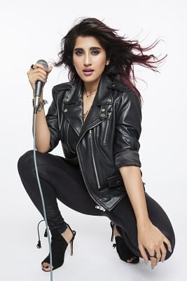 Singer Akasa Singh.