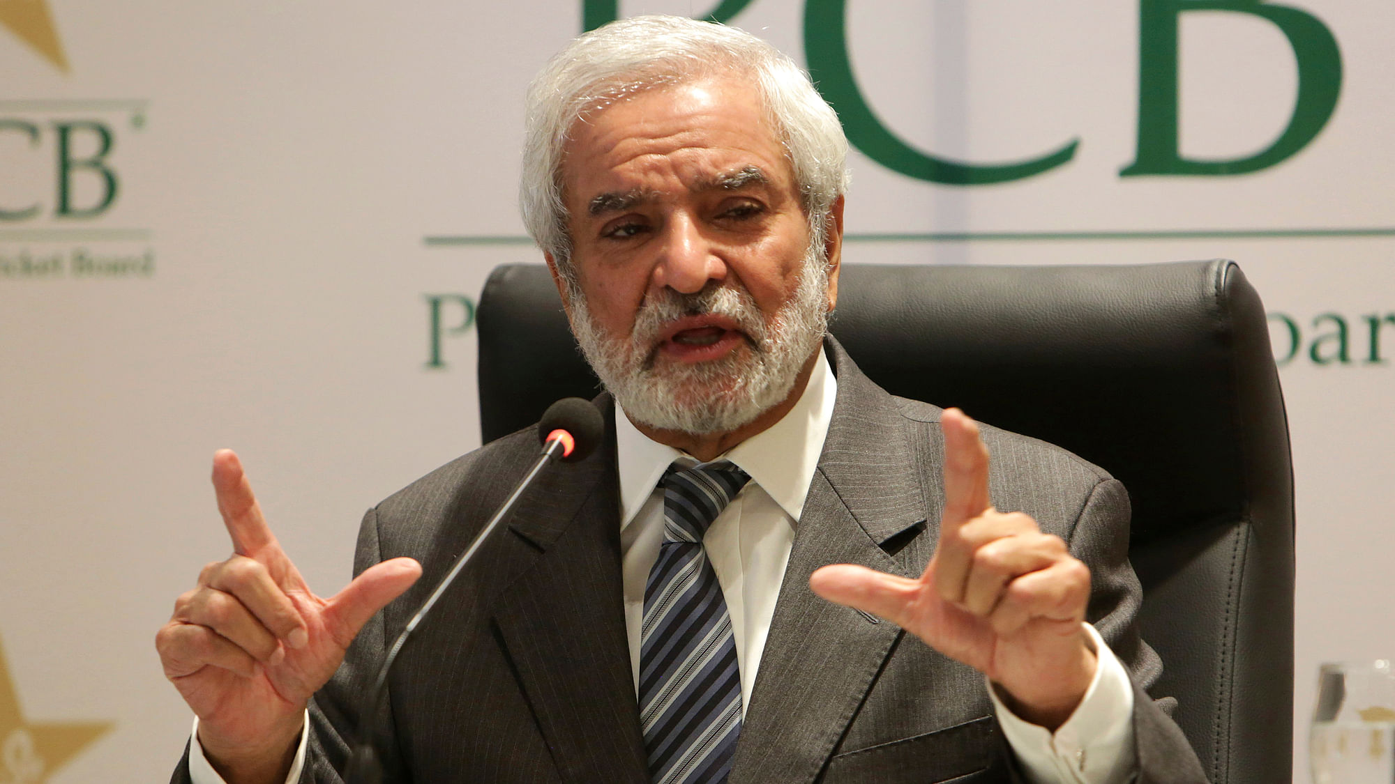 Chairman of Pakistan Cricket Board Ehsan Mani addresses a news conference in Lahore, Pakistan.