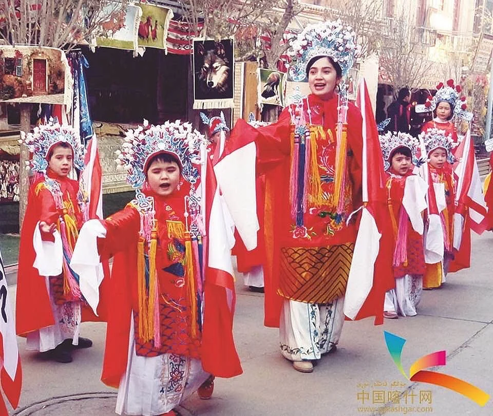 Government is forcing Uyghurs to dress like the Chinese. 