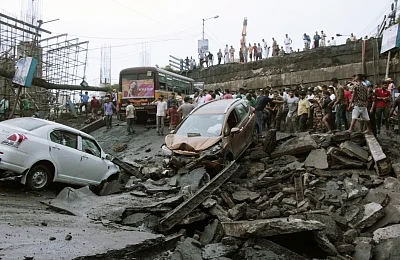 Kolkata: Rescue operations underway at the site where a bridge collapsed in South Kolkata