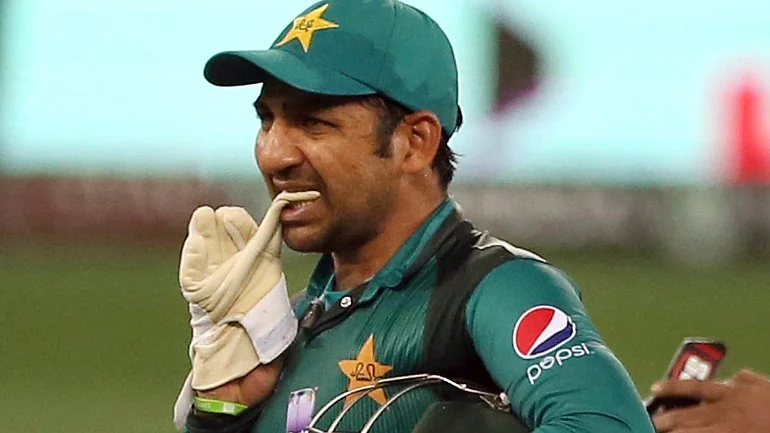 Sarfraz Ahmed managed to score only six runs before getting dismissed. 