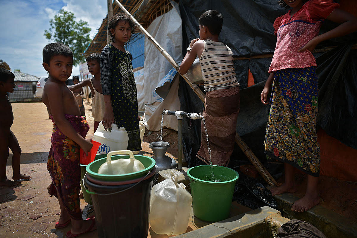 A Bangladeshi NGO revealed that only 30 percent of the population welcome the Rohingya.