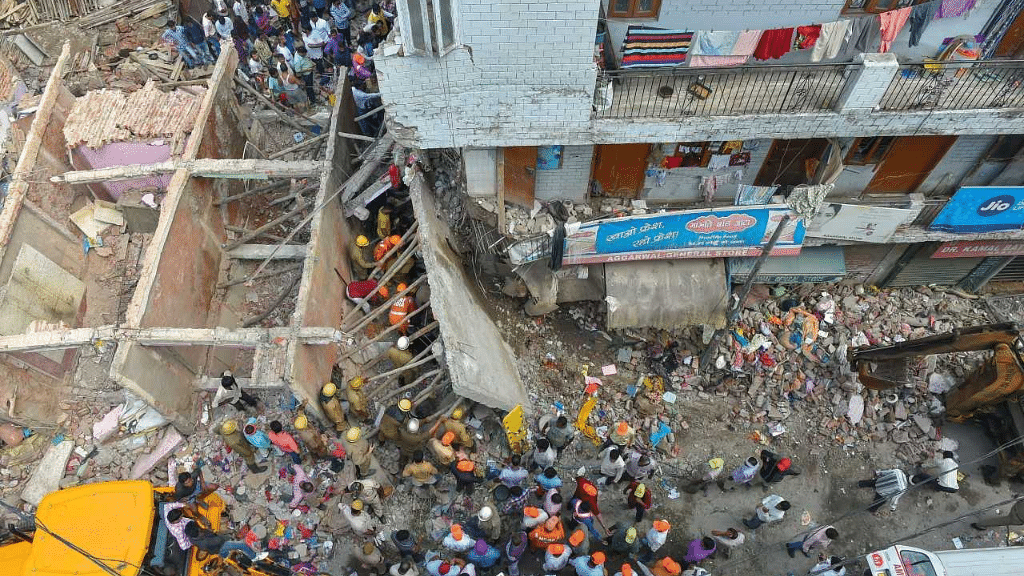 Five, including four children have died after a three-storey building collapsed in north Delhi’s Ashok Vihar.&nbsp;