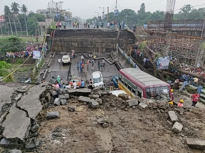 Kolkata: The bridge that partially collapsed in South Kolkata