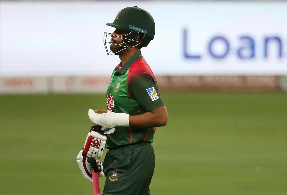 Tamim Iqbal injured his hand during Bangladesh’s opening match of the Asia Cup.