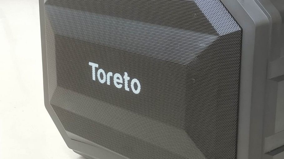 The Toreto Smash is a great speaker that you can have a lot of fun with. However, there are better options available in the market.