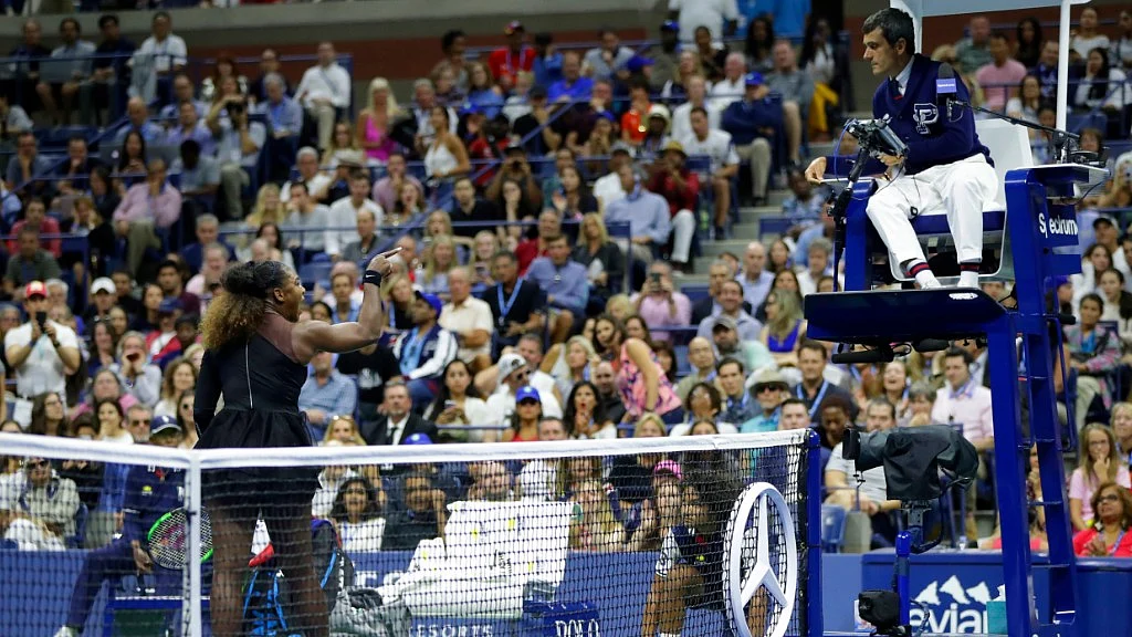 Serena Williams argues with chair umpire Carlos Ramos during her match against Naomi Osaka in the women’s final of the US Open tournament on Saturday.