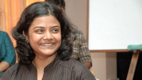 Senior Journalist Sandhya Ravishankar harassed and stalked for exposing the sand mafia of Tamil Nadu.