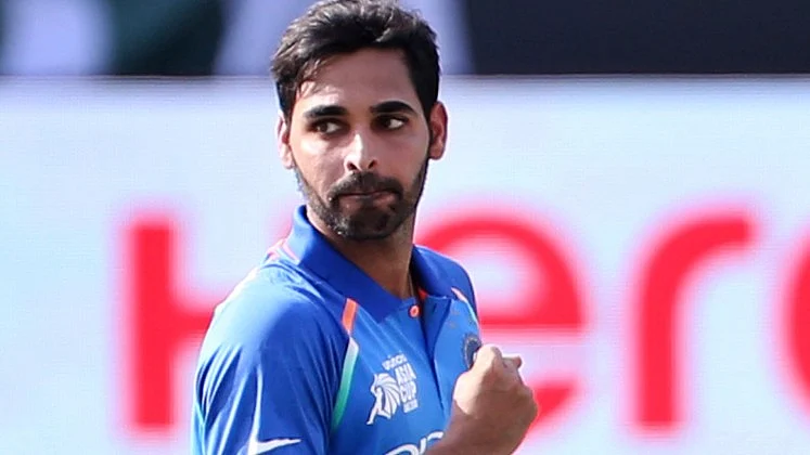 Bhuvneshwar Kumar started the proceedings for India dismissing the two Pakistani openers in his opening spell. 