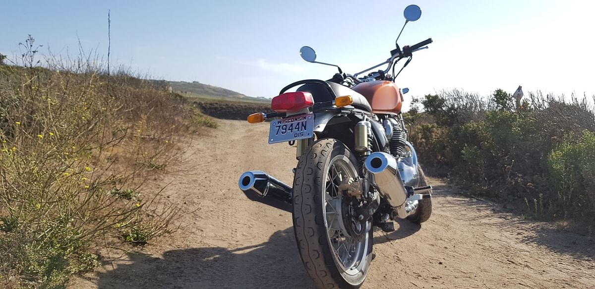 How do the Royal Enfield Interceptor 650 and Continental GT 650 feel to ride? We rode them both for this review.