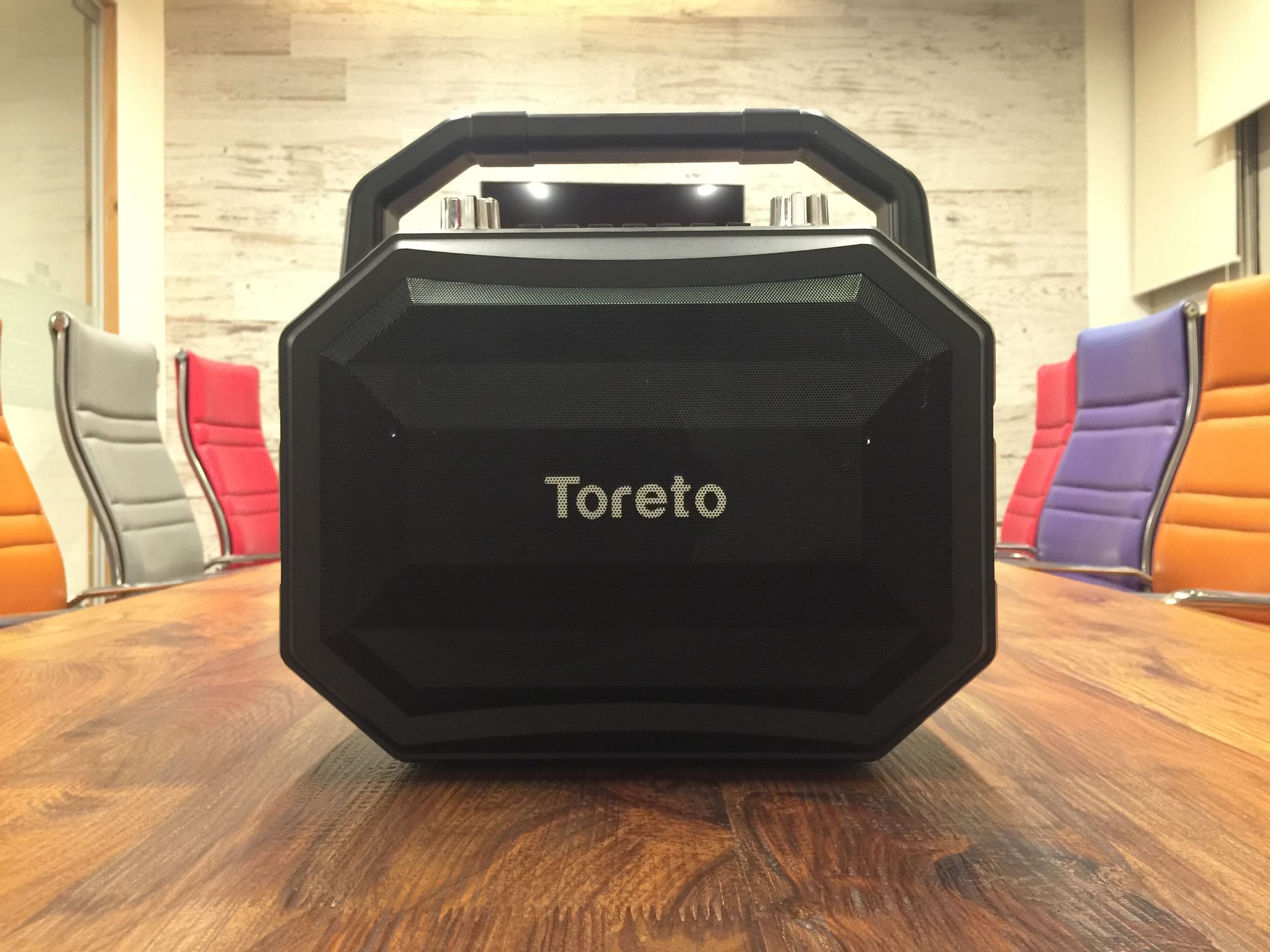 toreto smash party speaker