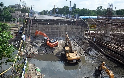 Kolkata: An aerial view of the site where a portion of the Majerhat bridge had collapsed, in Kolkata on Sept 8, 2018. (Photo: IANS)