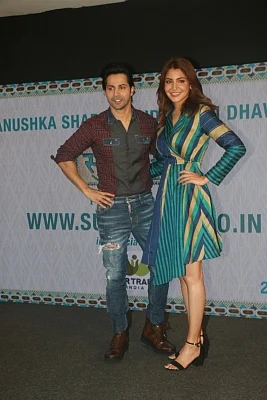 Actors Varun Dhawan and Anushka Sharma. (Photo: IANS)