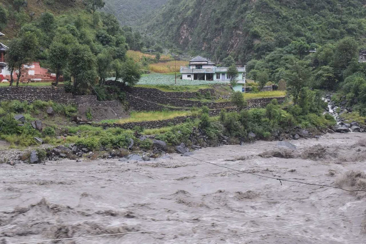 River Beas was overflowing. 