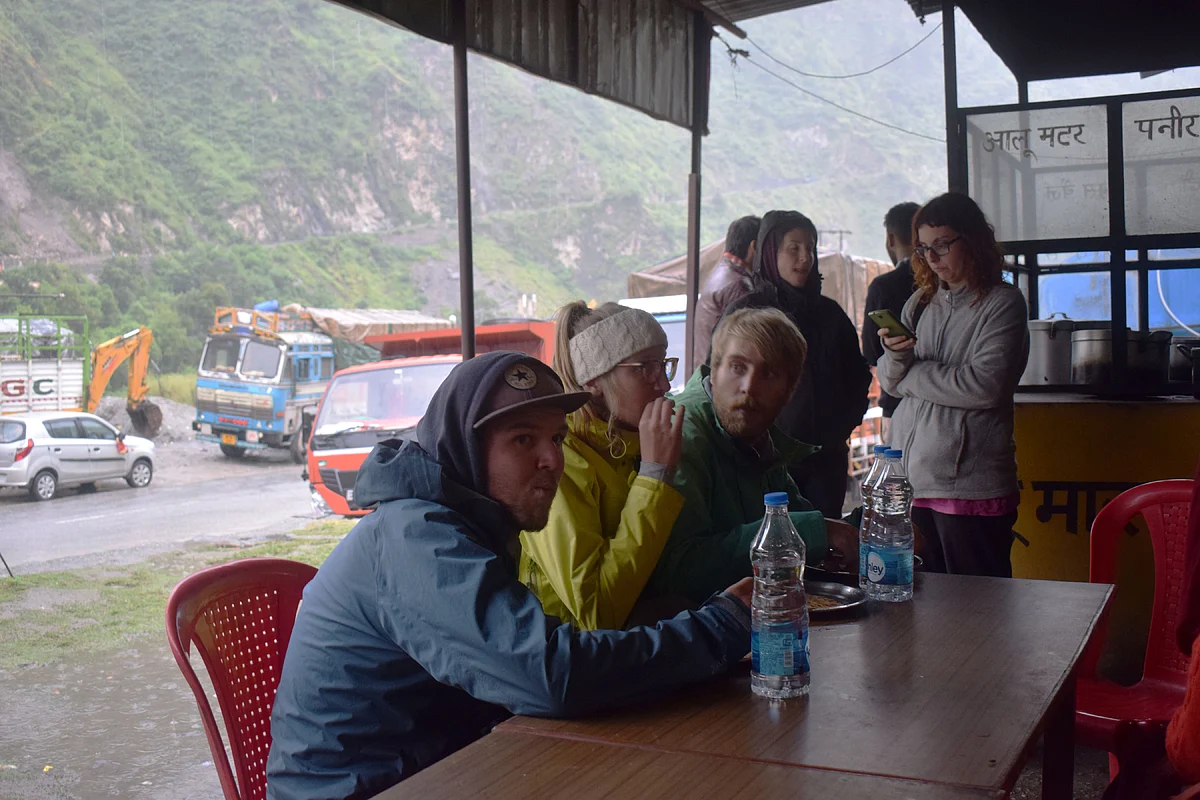 I, along with around 200 tourists, was stranded for around 20 hours between Kullu and Mandi.