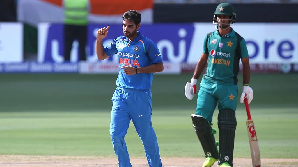 Bhuvneshwar Kumar started the proceeding for India with the dismissal of Imam-ul-Haq.
