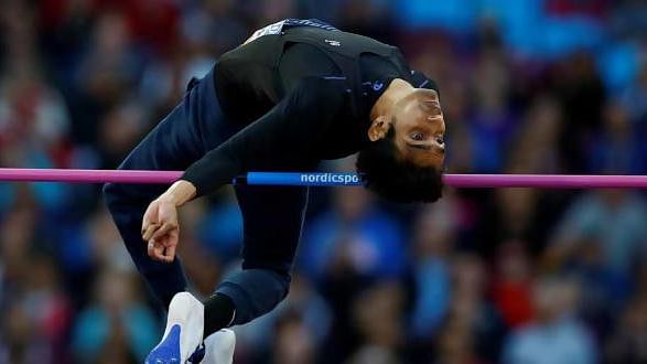 The 26-year-old world championships silver-medallist bettered the Asian as well as the Games record with a jump of 1.90m