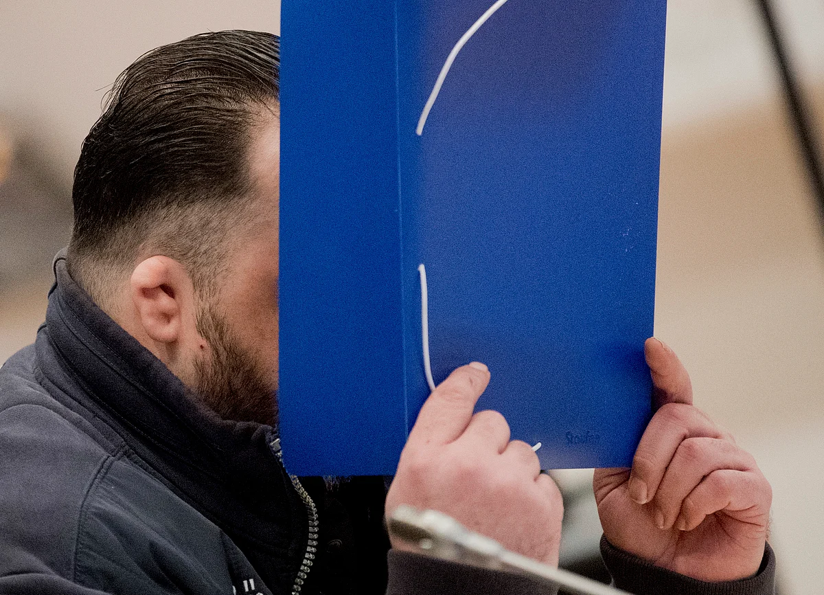 Former Nurse Admits to Killing 100 Patients in His Care in Germany
