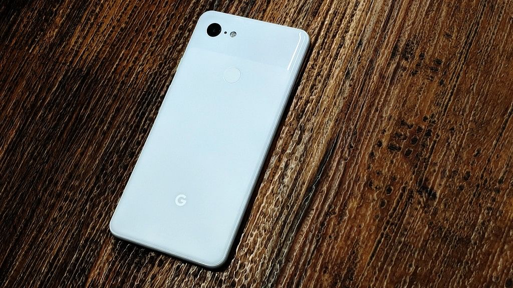 Google Pixel 3 XL comes with a 6.3-inch OLED screen.&nbsp;