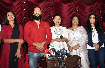Actor Arjun made unwanted advances, claims Kannada actress Sruthi