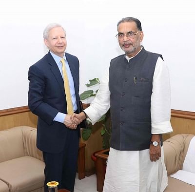 New Delhi: US Ambassador to India Kenneth I. Juster meets Union Agriculture and Farmers Welfare Minister Radha Mohan Singh in New Delhi, on Oct 17, 2018. (Photo: IANS/PIB)