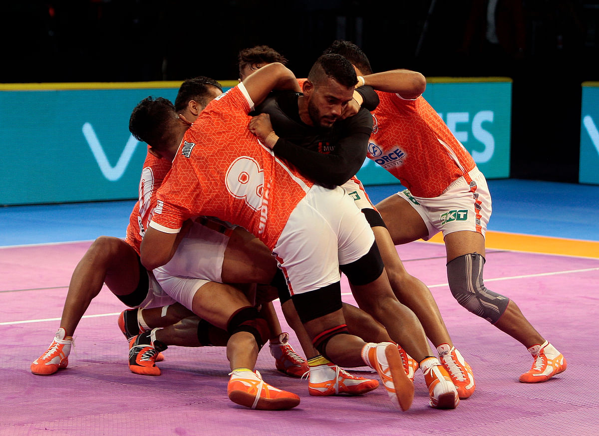 Puneri Paltan came from behind in the last few seconds to salvage a 32-32 draw with U Mumba.
