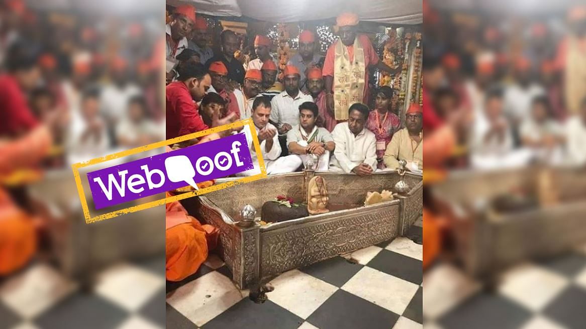 A message on social media claimed that Rahul Gandhi offered namaz in a temple.&nbsp;