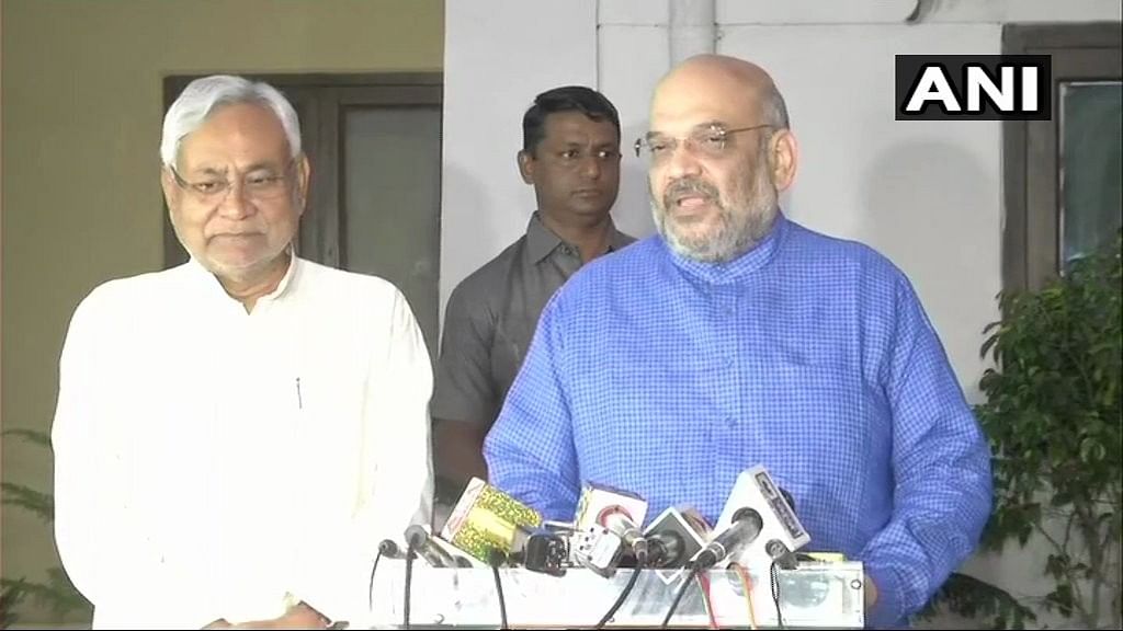Photo of Nitish Kumar and Amit Shah during a press conference.&nbsp;