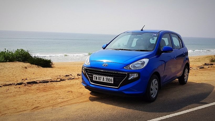 The 2018 Hyundai Santro is priced between Rs 3.89 lakh and Rs 5.64 lakh
