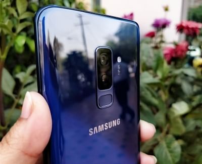 Galaxy S9+ comes with dual aperture and dual primary camera as its USPs.