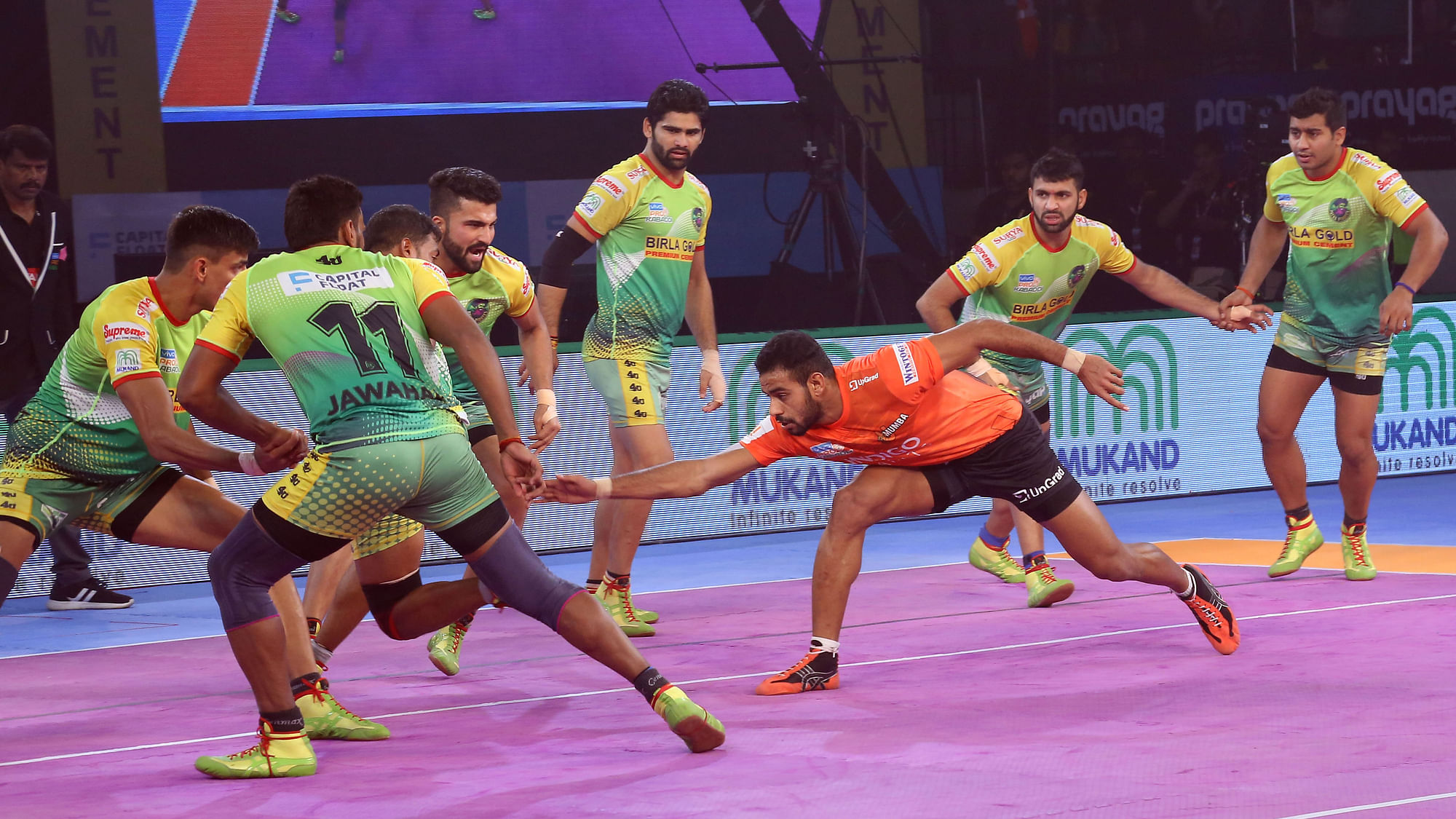 U Mumba clinched a win from the jaws of defeat against Patna Pirates in the Pro Kabaddi League.