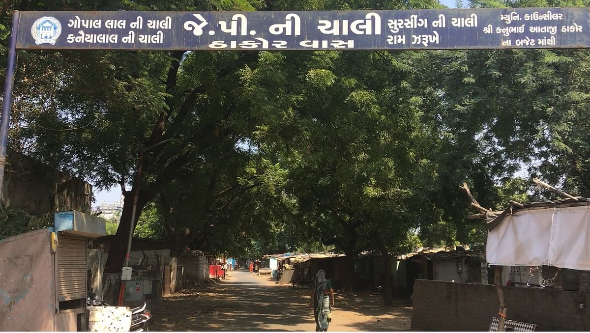 Uttar Pradesh, Bihari Workers in Gujarat Flee As Mob Seeks Vendetta for Minor Girl’s Rape in Sabarkantha District   
