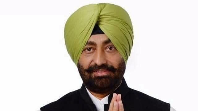 AAP MLA Sukhpal Singh Khaira said&nbsp; that ‘several people die every other day in road accidents’.