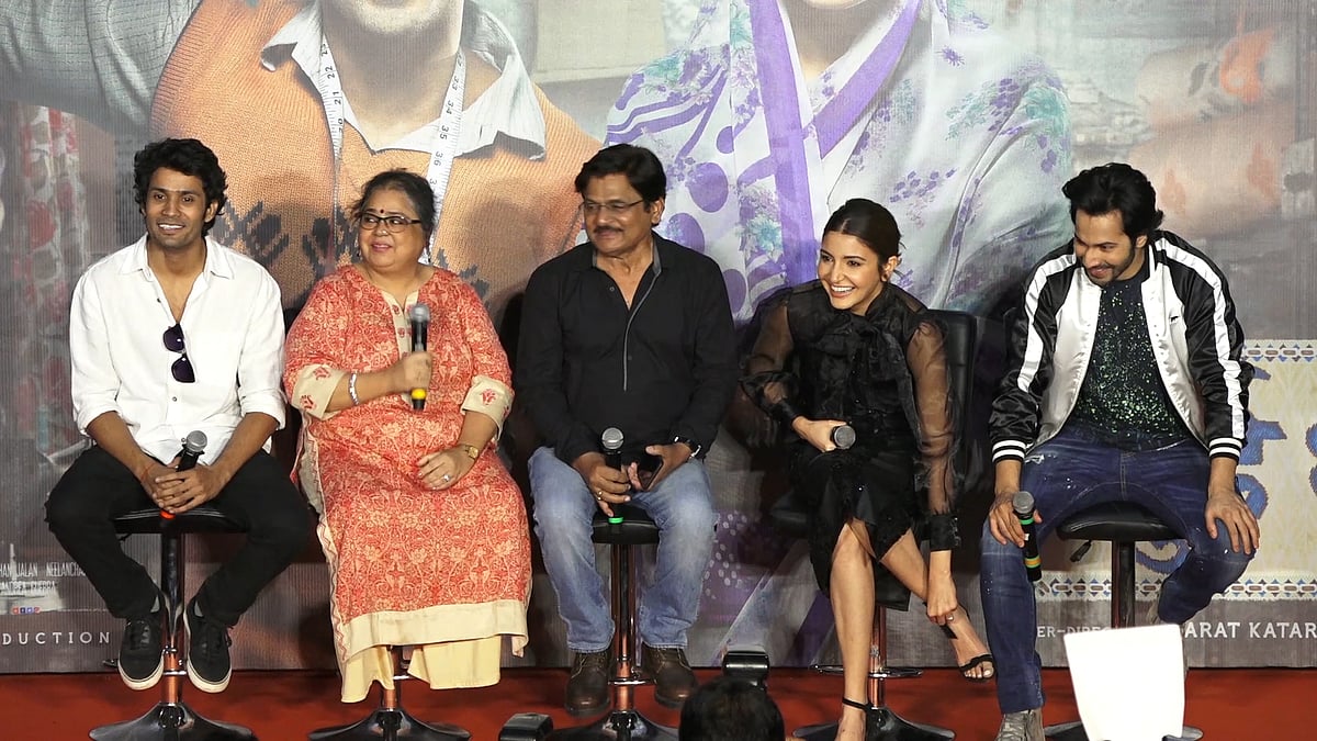 Watch Varun Dhawan Anushka Sharma Celebrate Sui Dhaaga Success Flipboard The star cast is perfect performances of the stars are neat and laudable flipboard