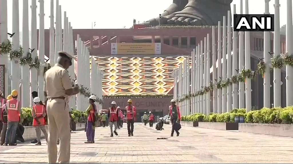 Sardar Patel Statue Inauguration LIVE: PM Modi Unveils Statue of Unity