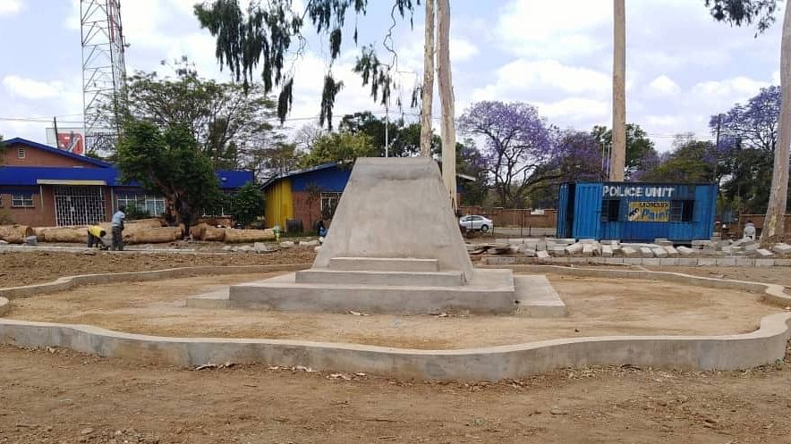 Less than a week before Venkaiah Naidu was to unveil a statue of Gandhi in Malawi, a local court halted work on it.