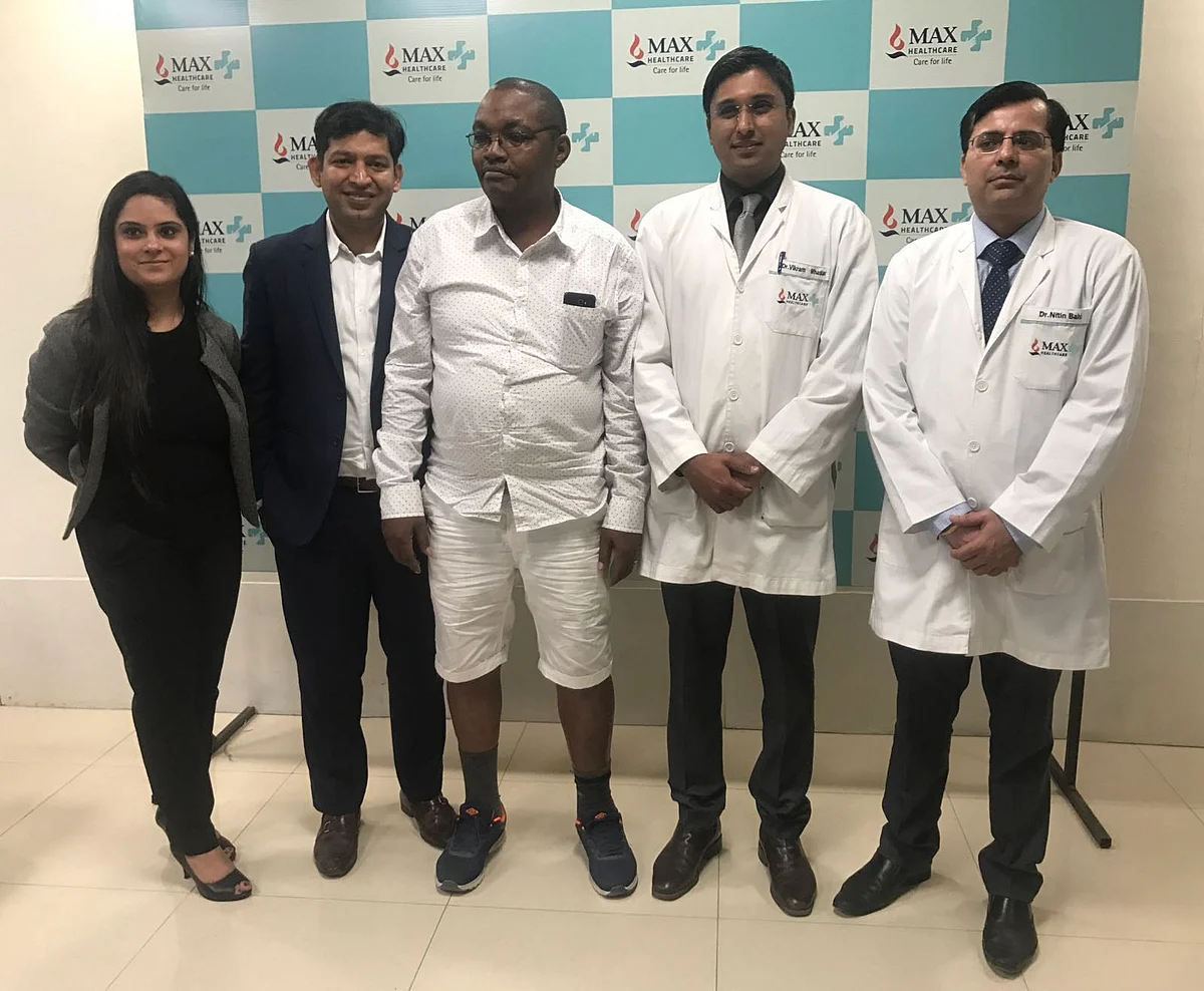 First Daycare Knee Transplant Surgery Performed in the Capital