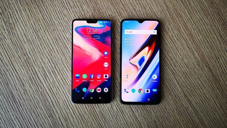 OnePlus 6 (left) and the OnePlus 6T (right).
