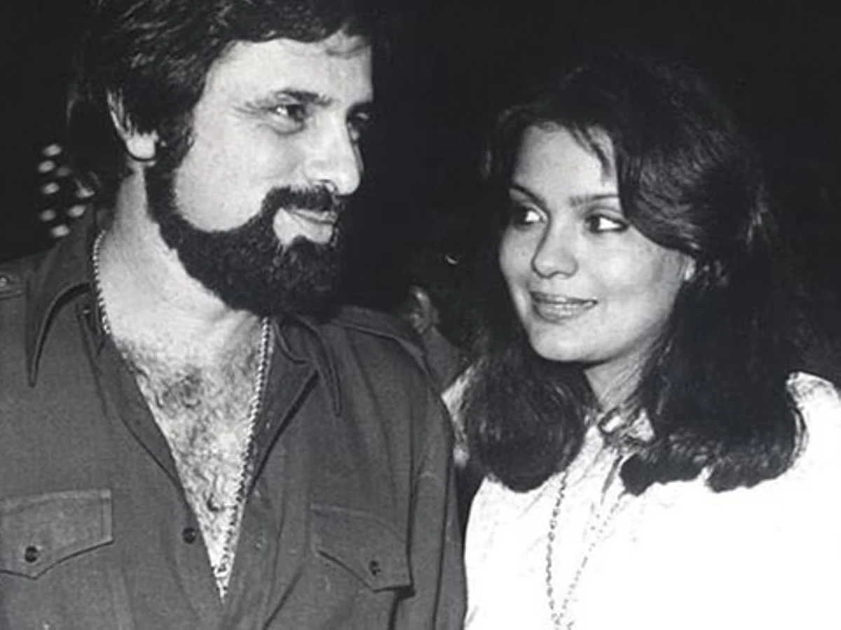 Zeenat Aman with Sanjay Khan. 