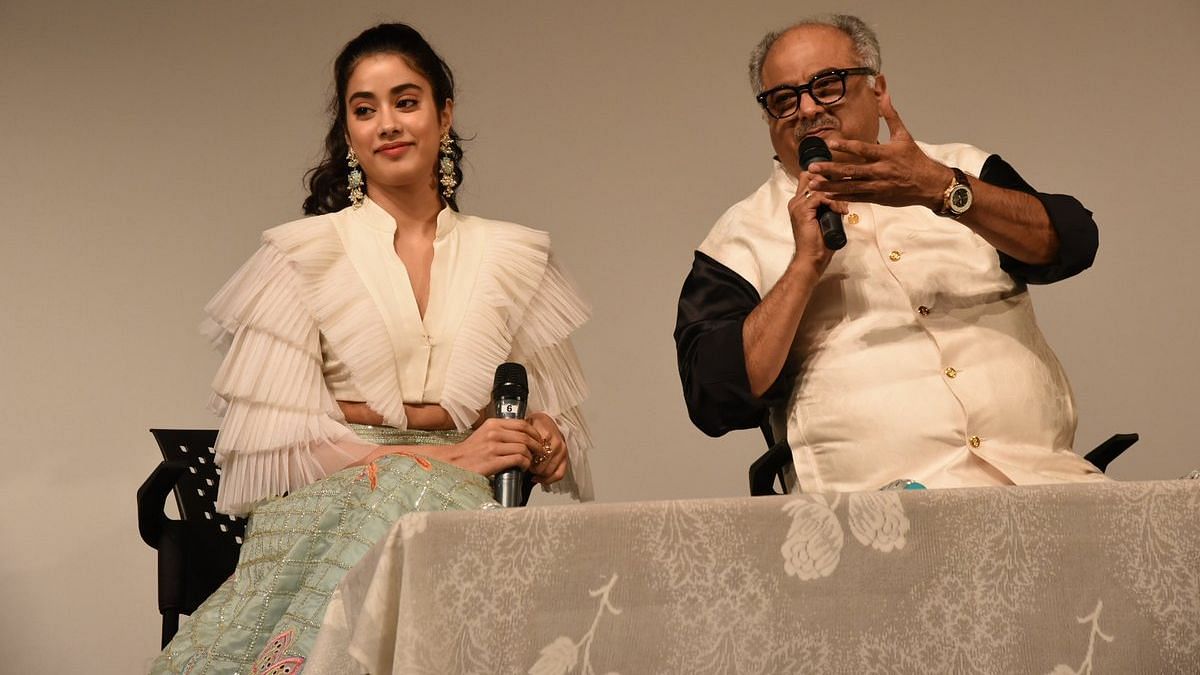 Janhvi and Boney Kapoor at IFFI 2018.&nbsp;