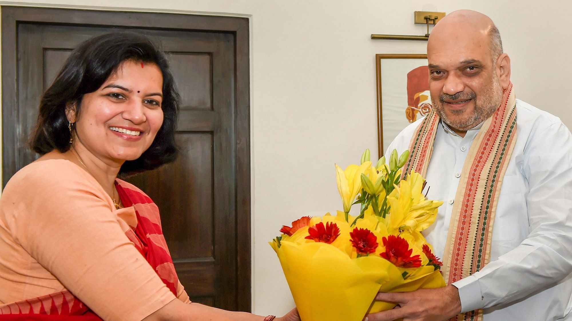 Former IAS Aparajita Sarangi formally joined BJP on Tuesday, 27 November, at the residence of party’s national president Amit Shah.